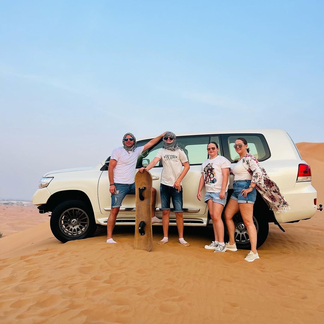 family-desert-safari-in-Dubai